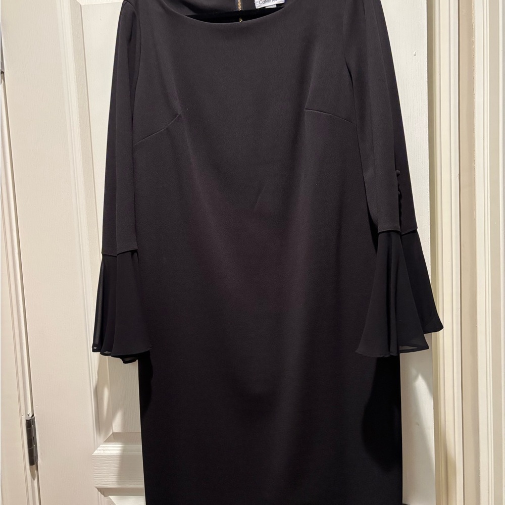 Calvin Klein Elegant Black Long Sleeve Dress